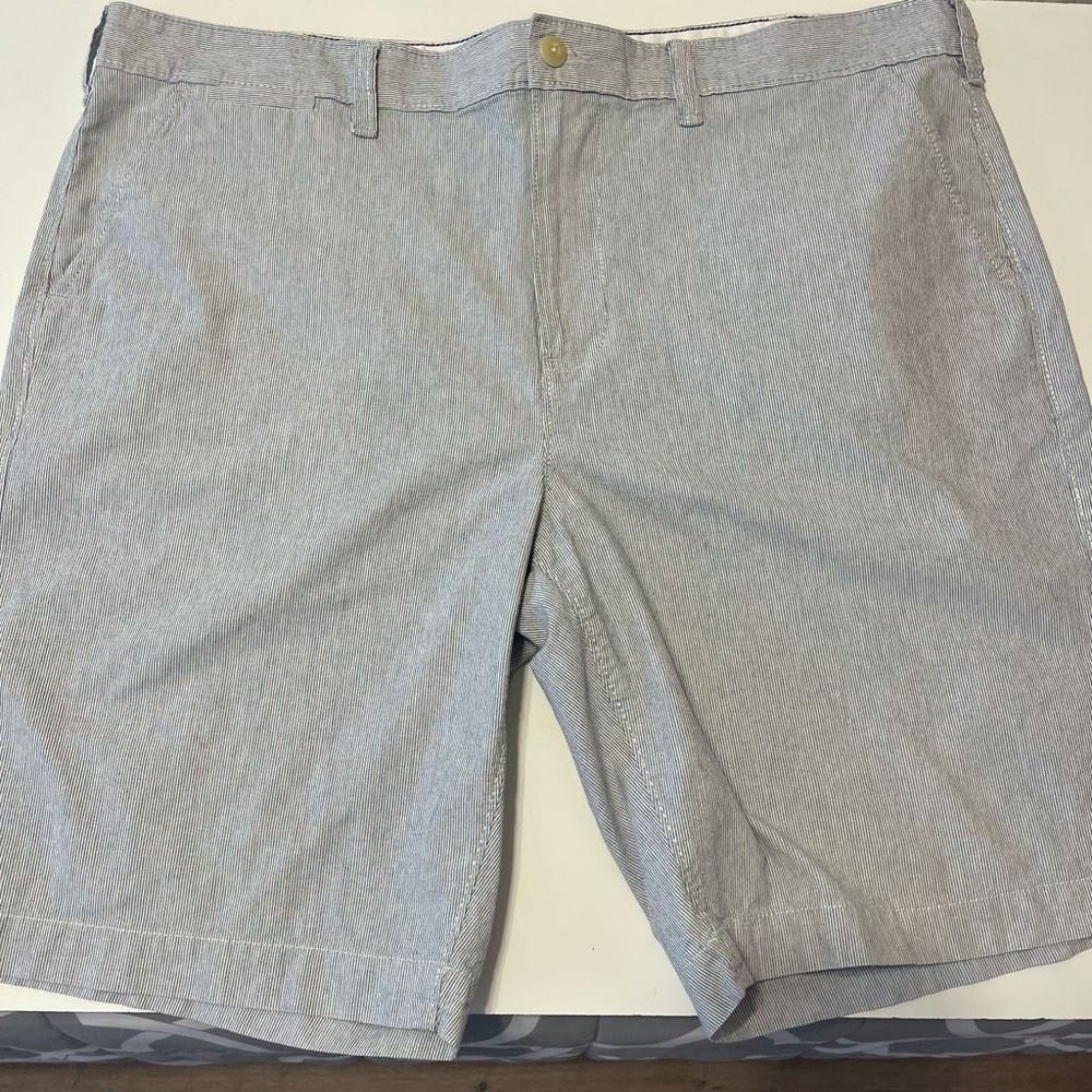 Sonoma Men’s Short Sz 42 Cotton Pockets Striped Grey